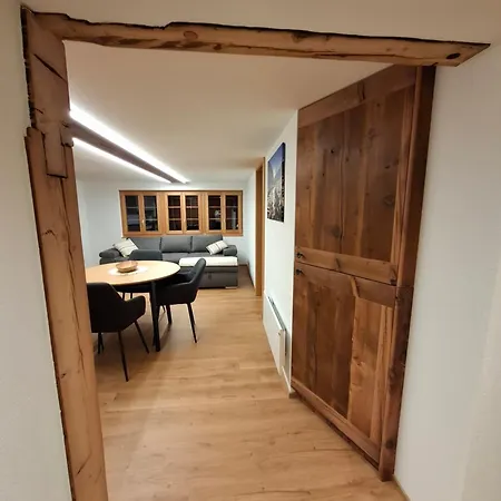 Am Dorfplatz * Kippel